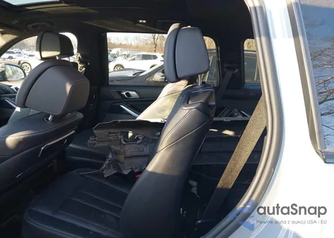 2024 BMW X7 xDrive40I z USA, uszkodzony, nr VIN 5UX23EM06R9U30565